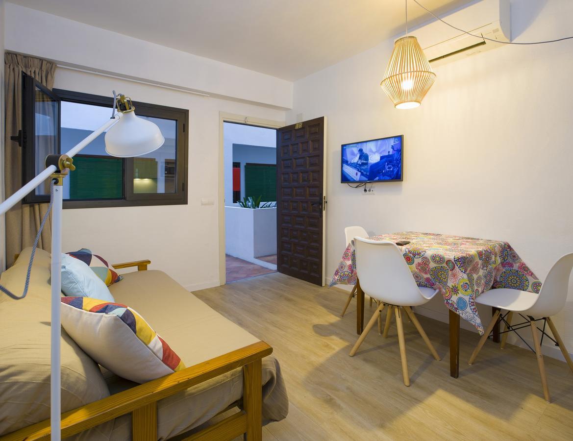 Cana Rita Apartamentos Σαν Αντόνιο Εξωτερικό φωτογραφία